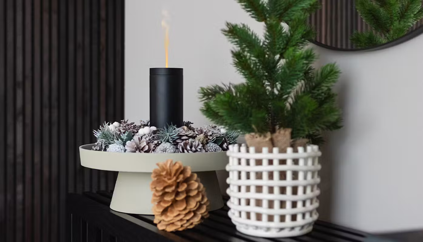 Stalder Form Lucy aroma diffuser in a christmassy environment