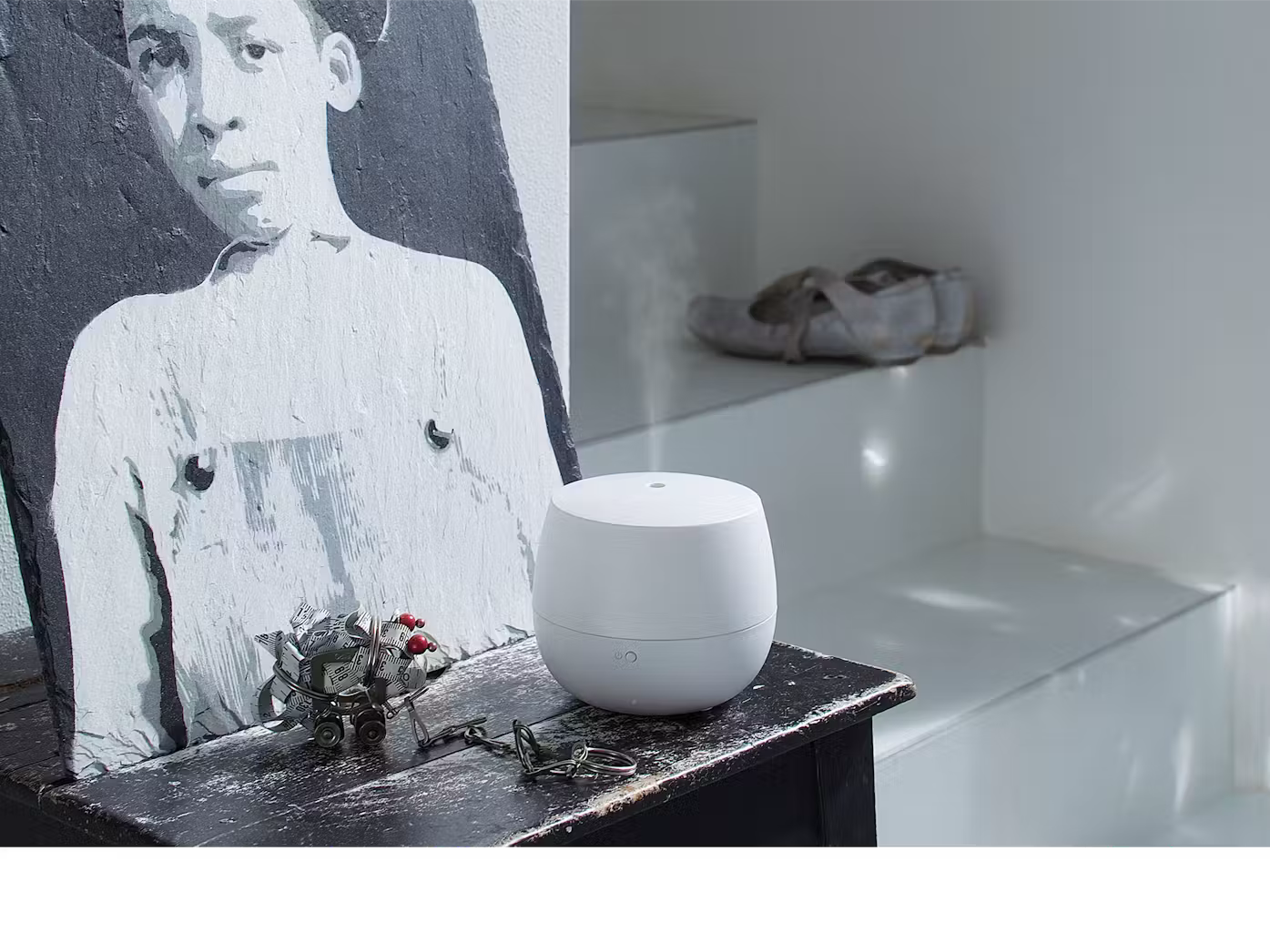 Stadler Form Mia aroma diffuser in white in a stylish environment